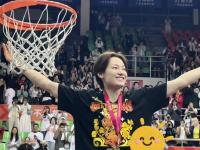 开云体育登录入口-喜大普奔！运动员夺得冠军，粉丝欢呼不止