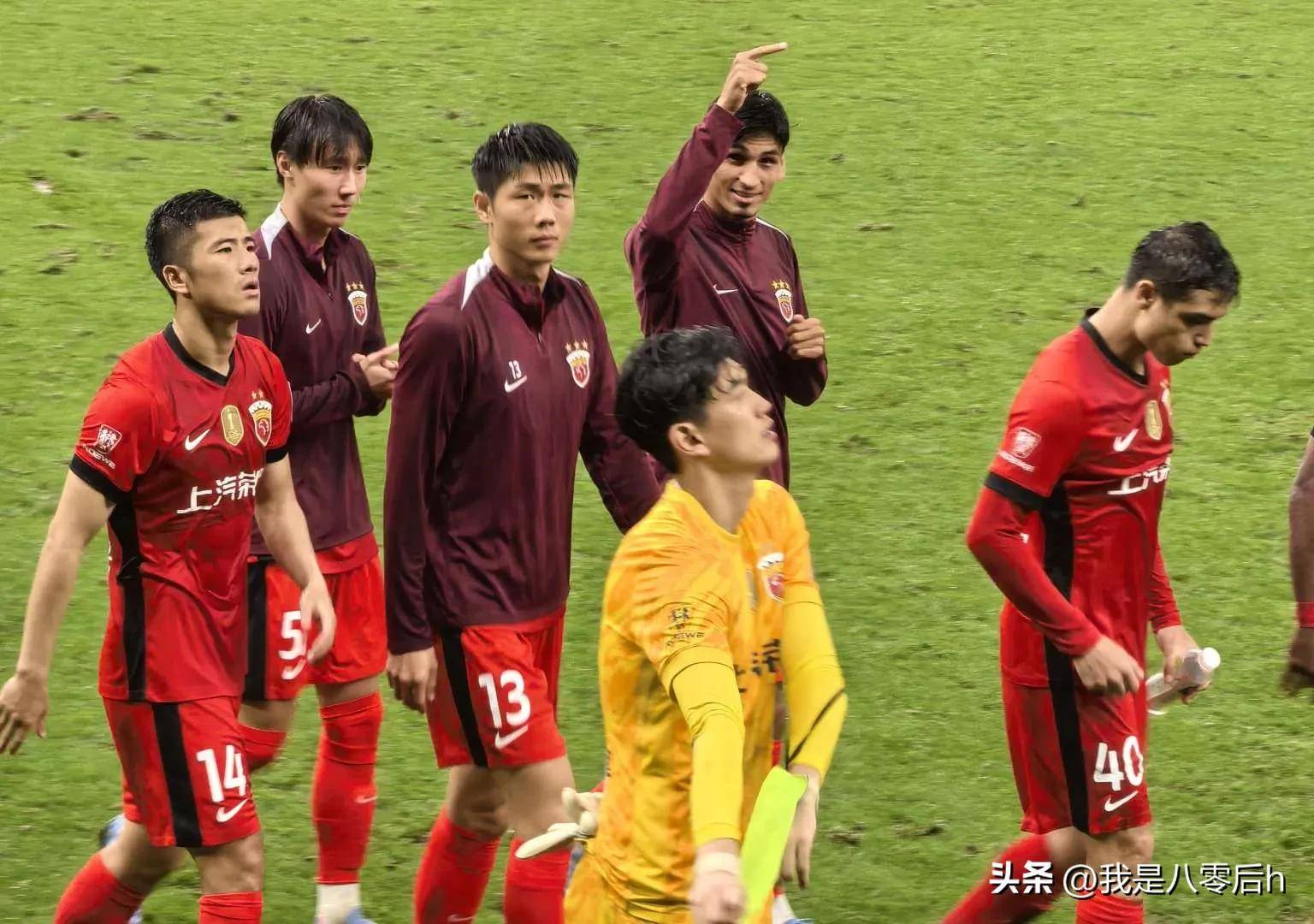 5位00后亮相！国足新名单，谁能征战18强赛？的简单介绍