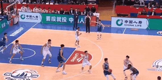 关于20个镜头拆解7套开拓者为杨瀚森量身定制的战术的信息