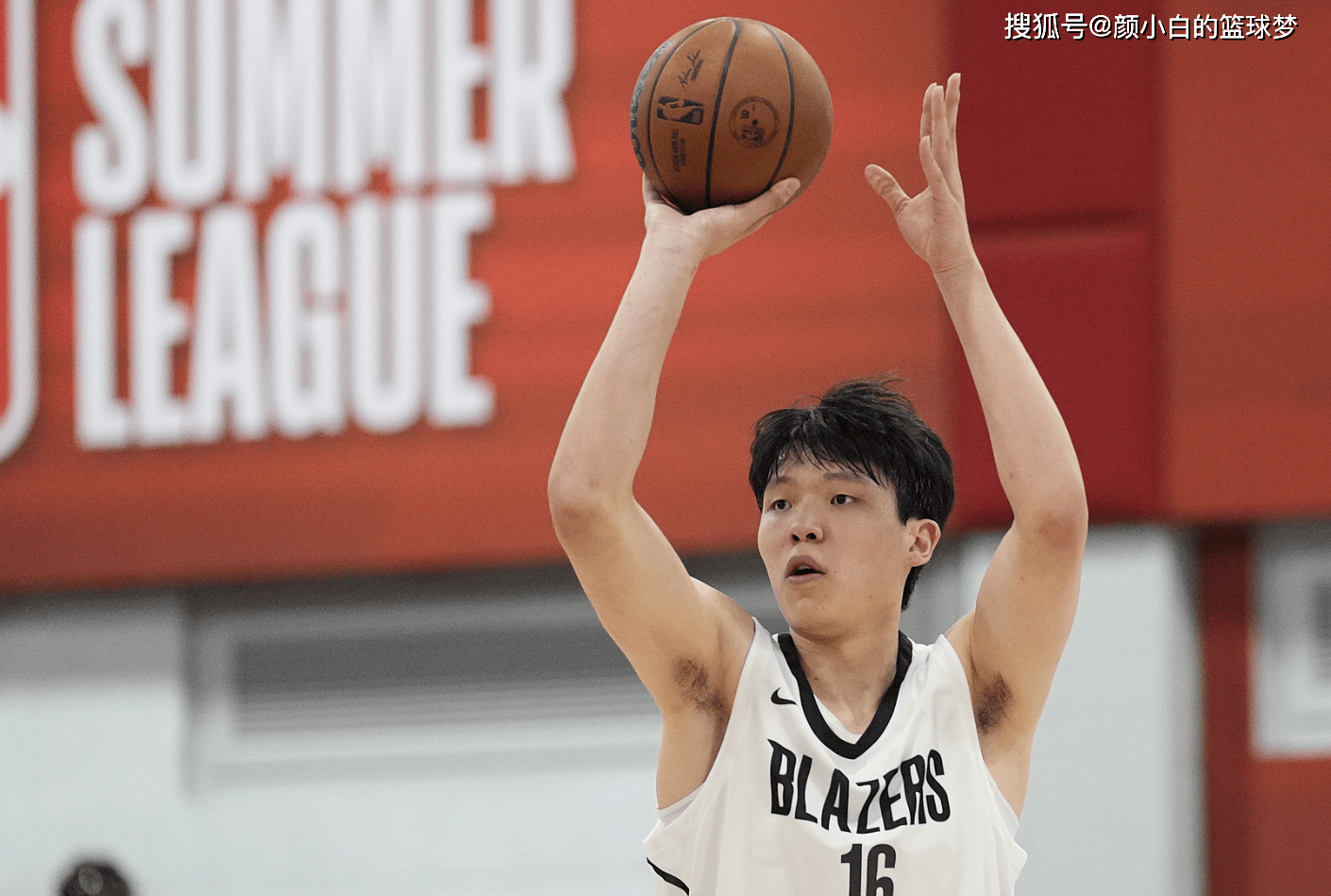 包含杨瀚森夏联G4再遇新课题被纯小球阵容打到软肋？的词条